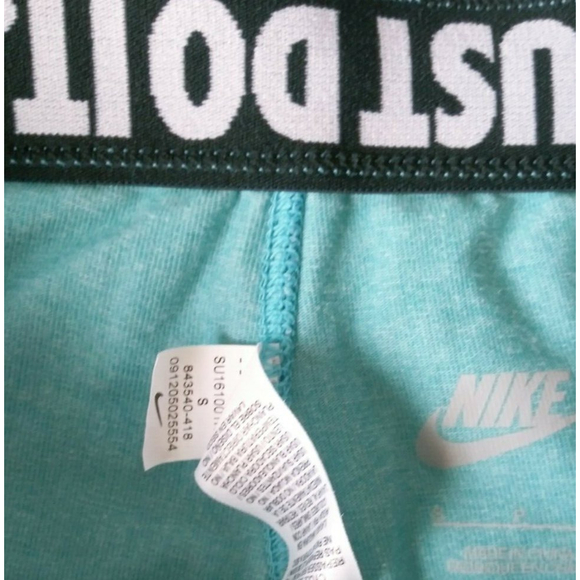 Nike Dri Fit Women’s Sz Small Multicolor Dry Fit Yoga Pants 3 pair - Picture 7 of 8